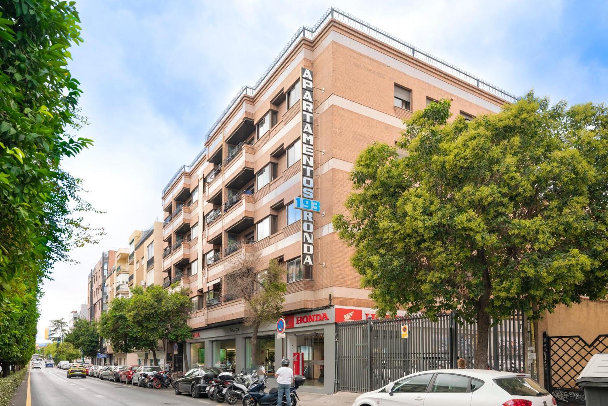 Ronda Suites 193 Junto A Hospitales Y Cerca Centro Con Parking Gratis Granada Exteriér fotografie